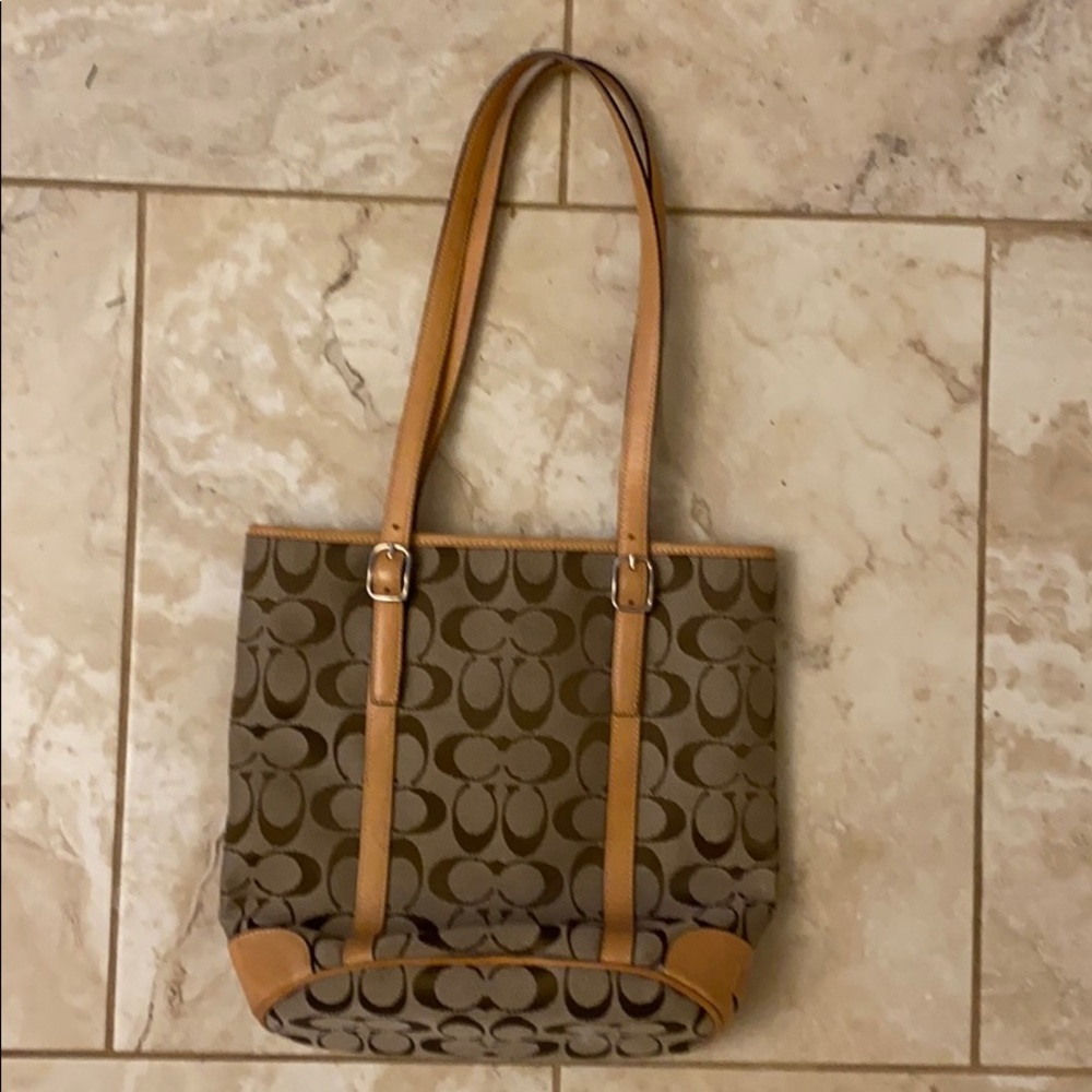 Coach shoulder bag - Picture 2 of 4